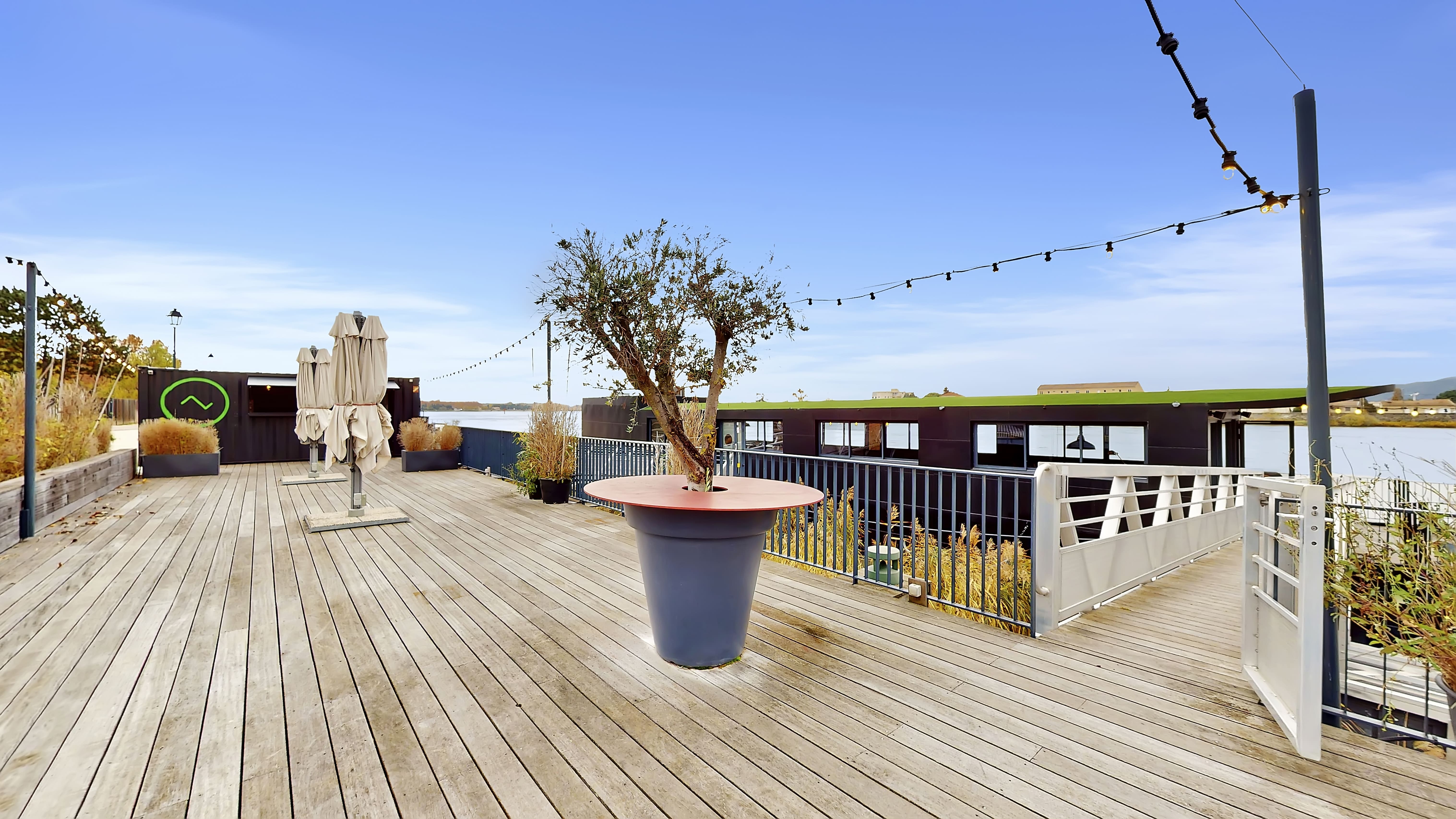 Salle principale de LA PENICHE EVENTS