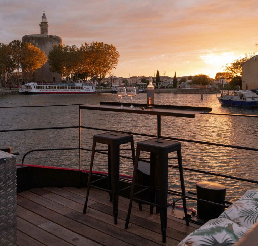 LA PENICHE - HOME ON WATER